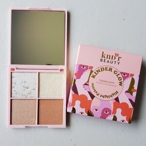 KNDR Beauty Kinder Glow Highlighting Pallet